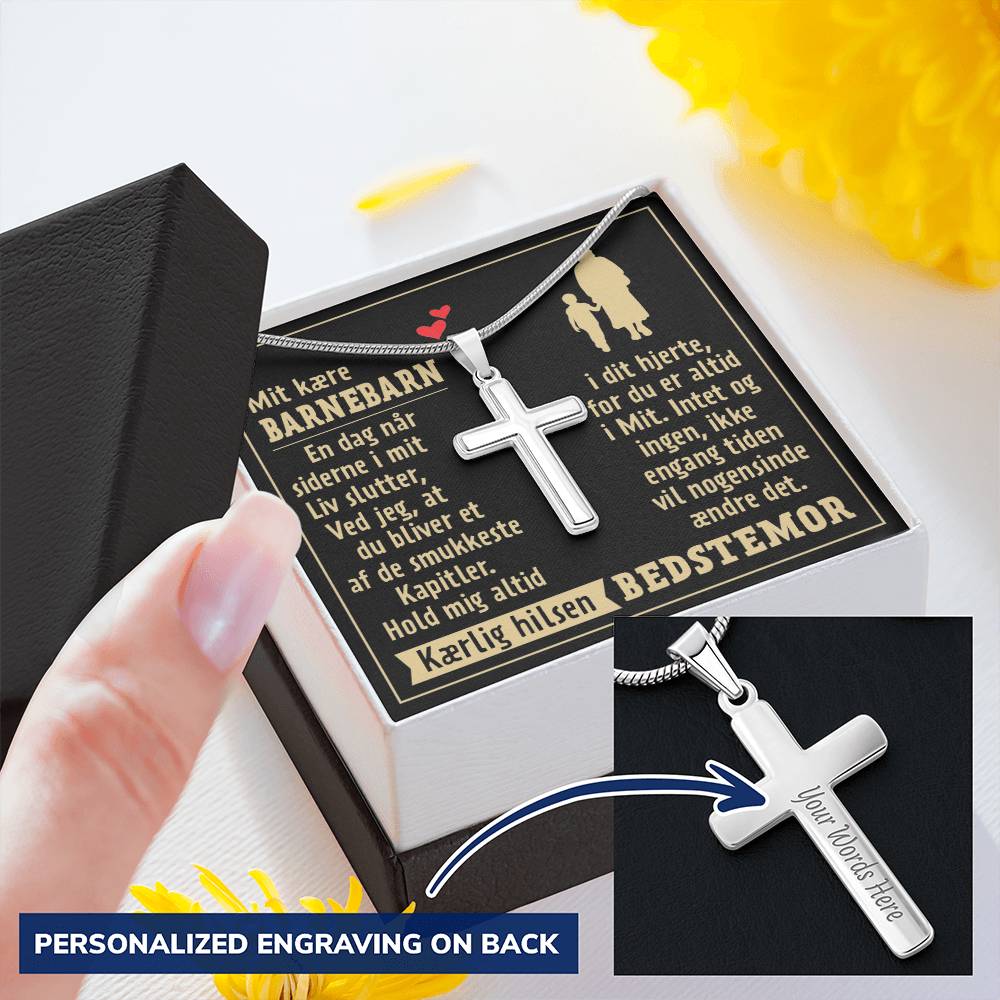 Gave Til Barnebarn - Korshalskæde 1 Customize Engraved Cross Necklace