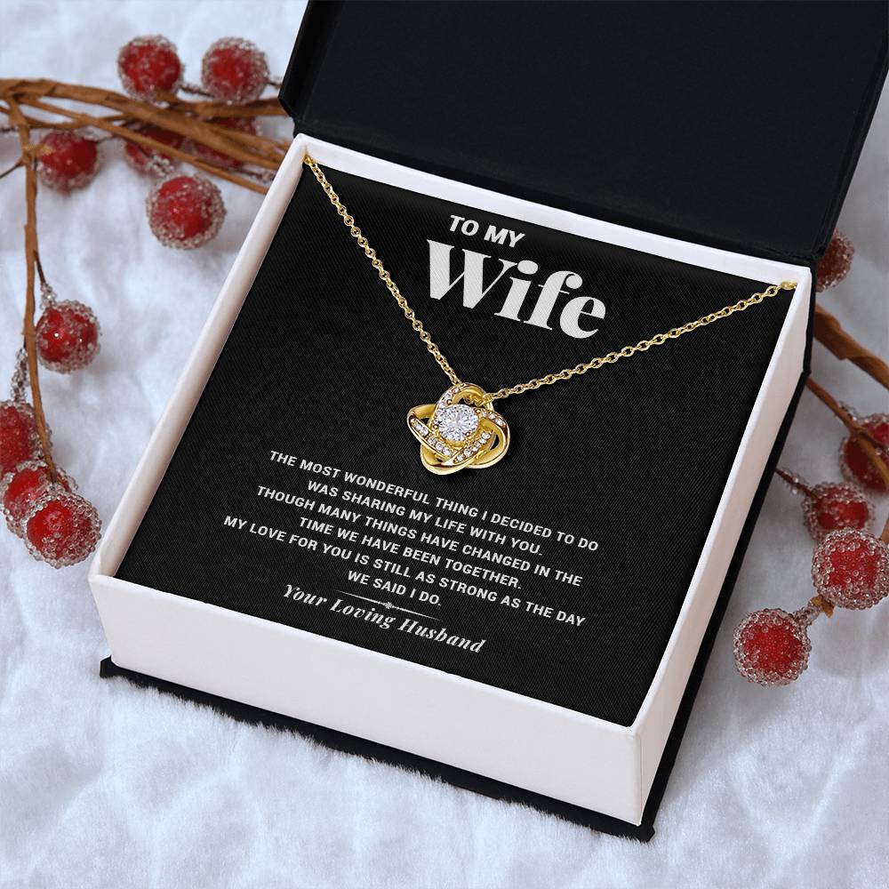 Sharing My Life Wi Love Knot Necklace