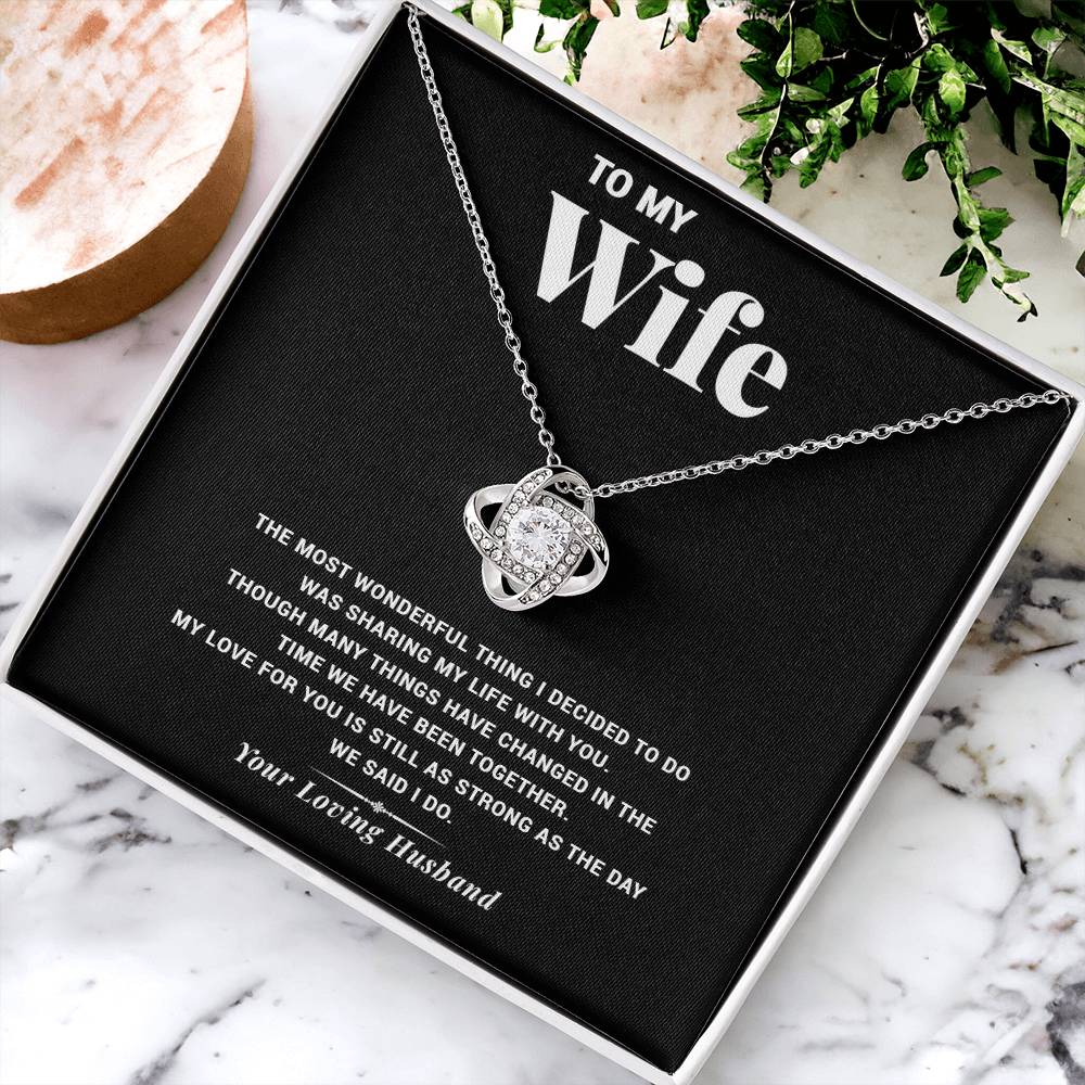 Sharing My Life Wi Love Knot Necklace