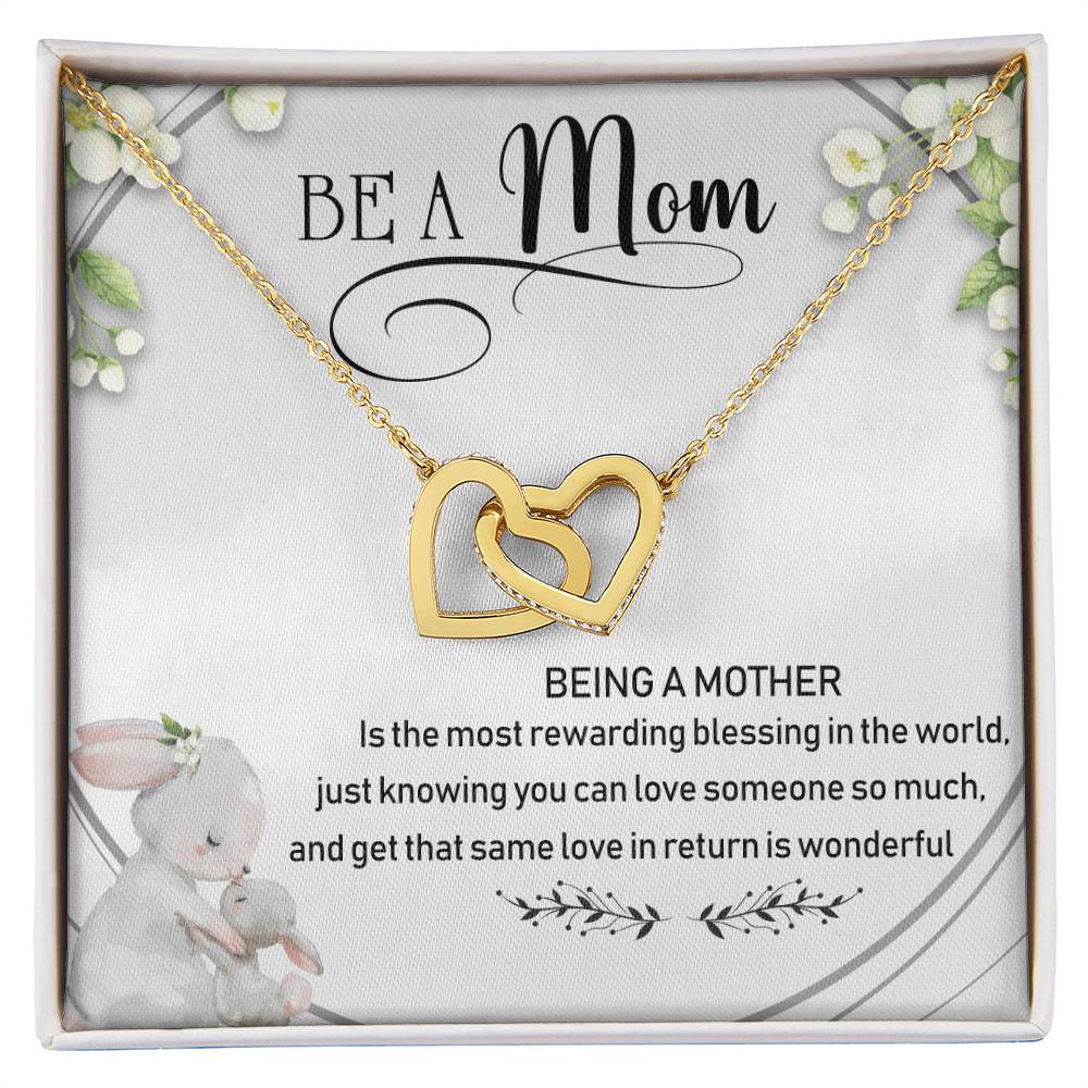 Be A Mom Interlocking Hearts Necklace Message Card