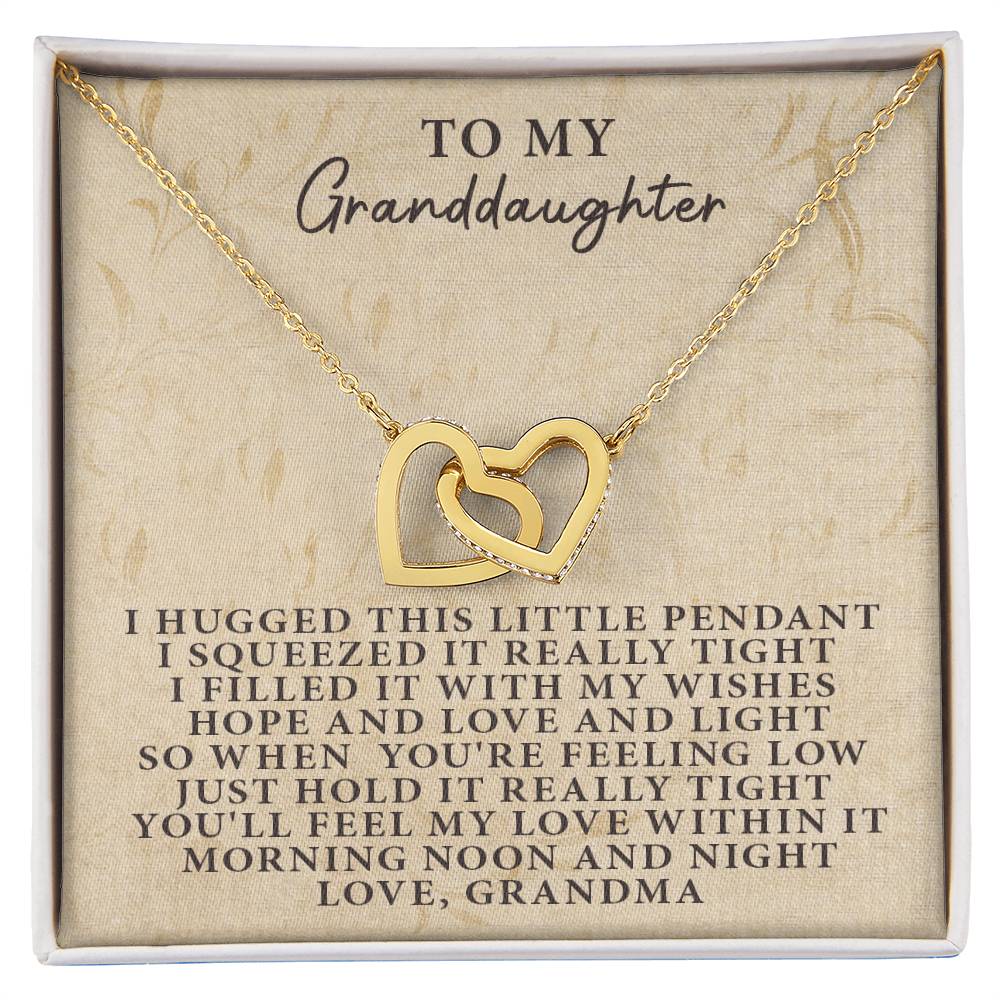 Give Her The Gift She Will Always Remember ?? Interlocking Hearts Necklace
