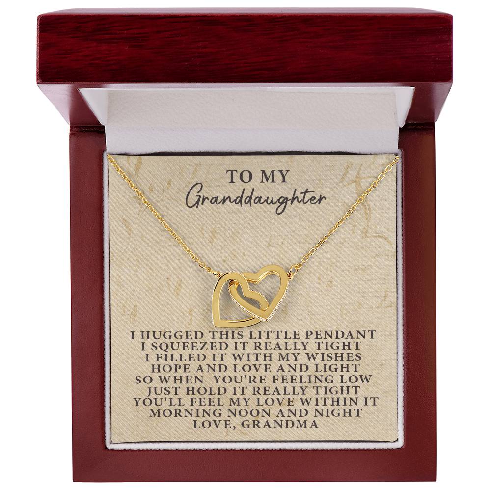 Give Her The Gift She Will Always Remember ?? Interlocking Hearts Necklace