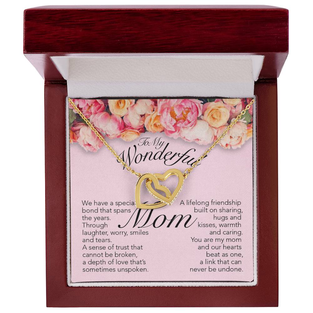 Wonderful Mom Interlocking Hearts Necklace
