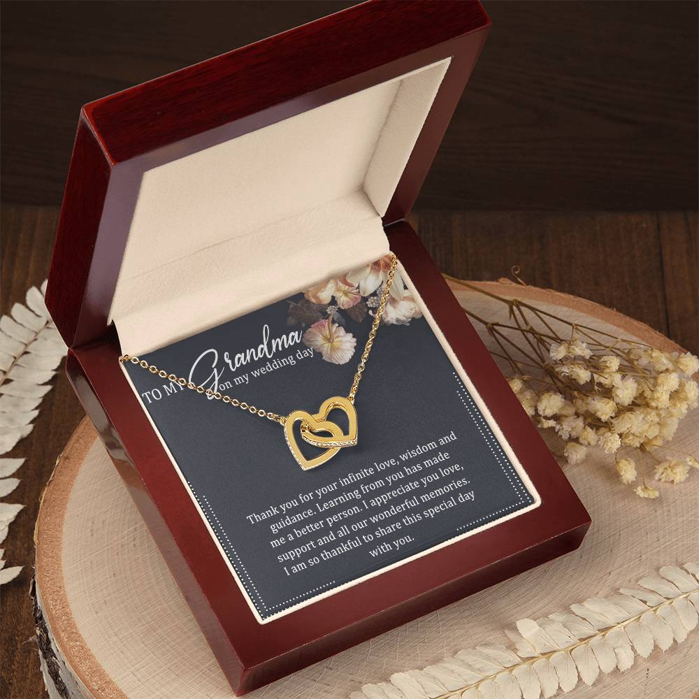 To My Grandma Interlocking Hearts Necklace Message Card