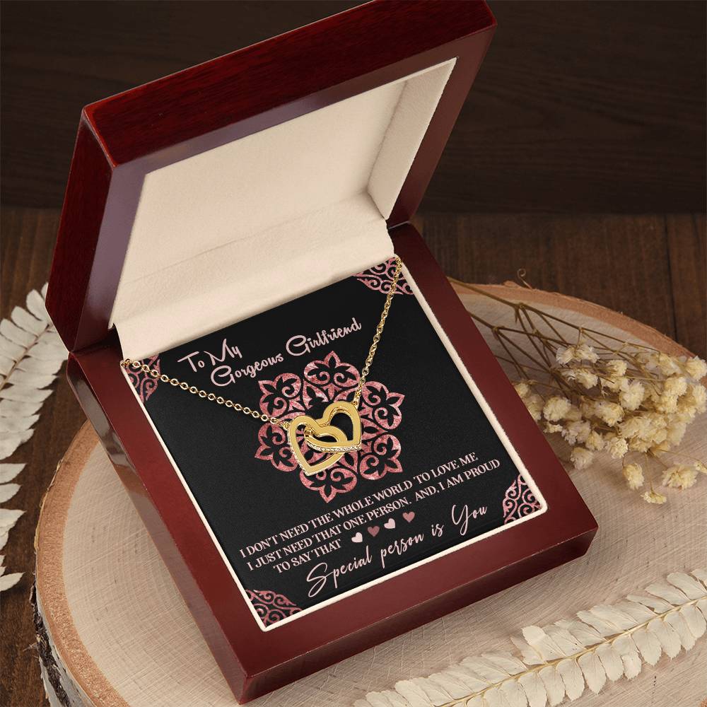 To My Gorgeous Girlfriend Luxury Necklace With Box And Message Card. Interlocking Hearts Necklace