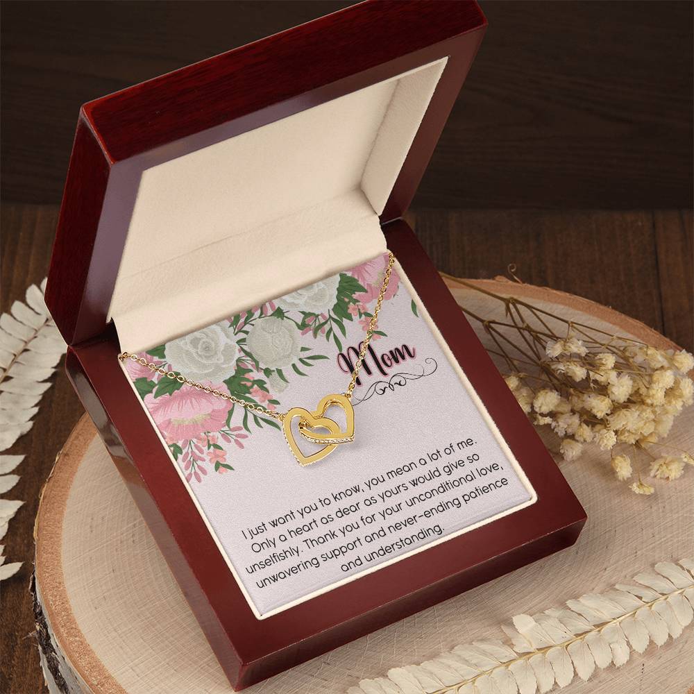 Mom Interlocking Hearts Necklace Message Card