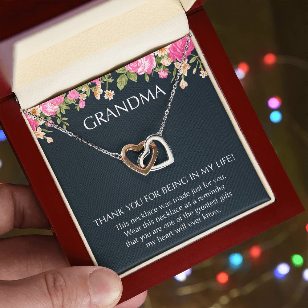 Grandma Interlocking Hearts Necklace Message Card