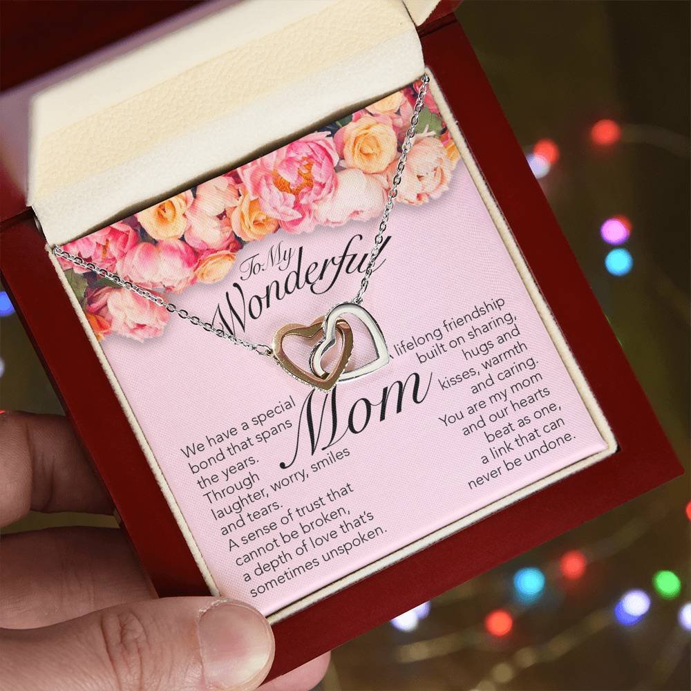 Wonderful Mom Interlocking Hearts Necklace