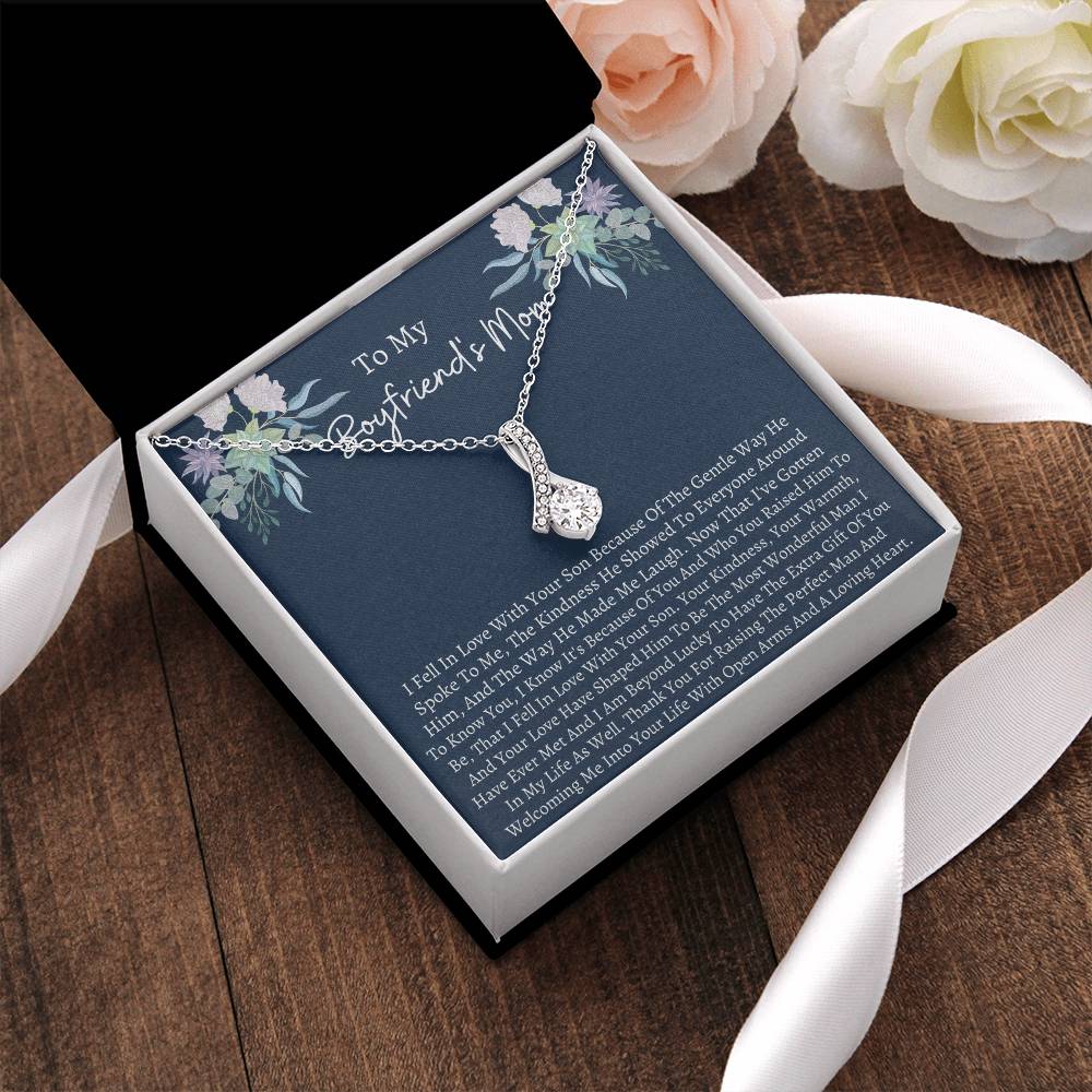 Boyfrend Mom - I Fell In Love Alluring Beauty Necklace
