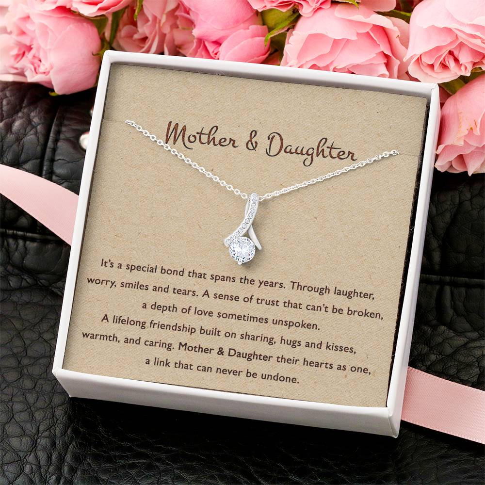 Mother & Daughter Their Hearts As One - Necklace Gift For Daughter From Mom Anniversary Lovingly Mom Grown Up Daughter Alluring Beauty Necklace