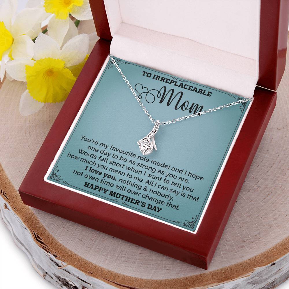 Mom Is My Favourite Role Modle - Alluring Beauty Necklace - Mothers Day Alluring Beauty Necklace