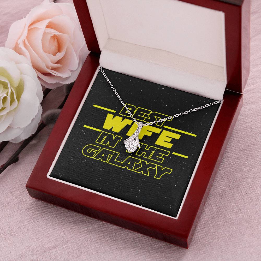Best Wife In The Galaxy Alluring Beauty Necklace