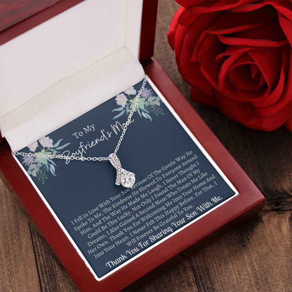 Boyfriend Mom Alluring Beauty Necklace