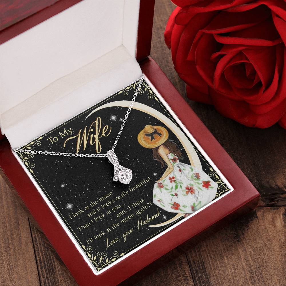 To My Beautiful Wife Alluring Beauty Necklace Mother's Day Message Card Alluring Beauty Necklace