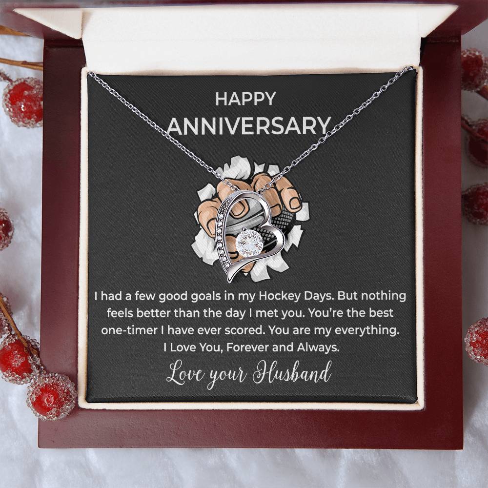 Make Your Wife Smile By Giving Her This Beautiful Necklace - Forever Love Necklace