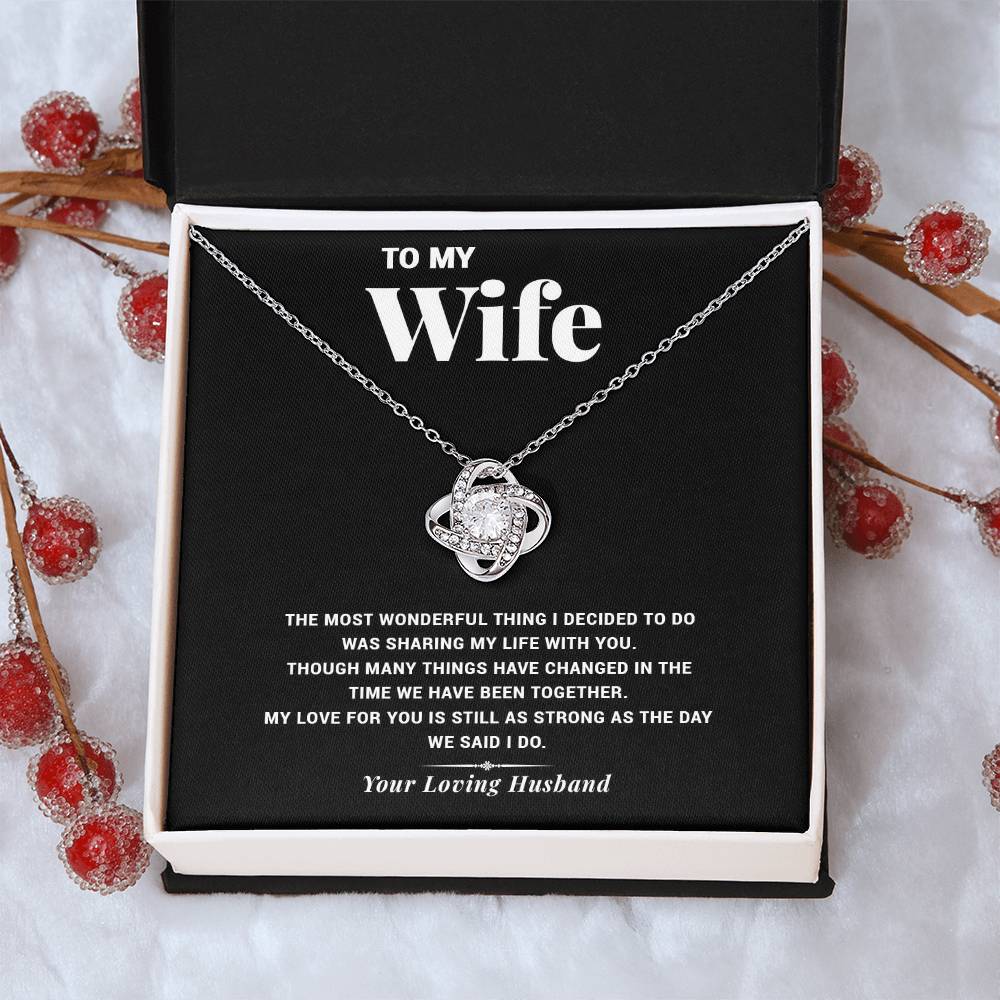 Sharing My Life Wi Love Knot Necklace