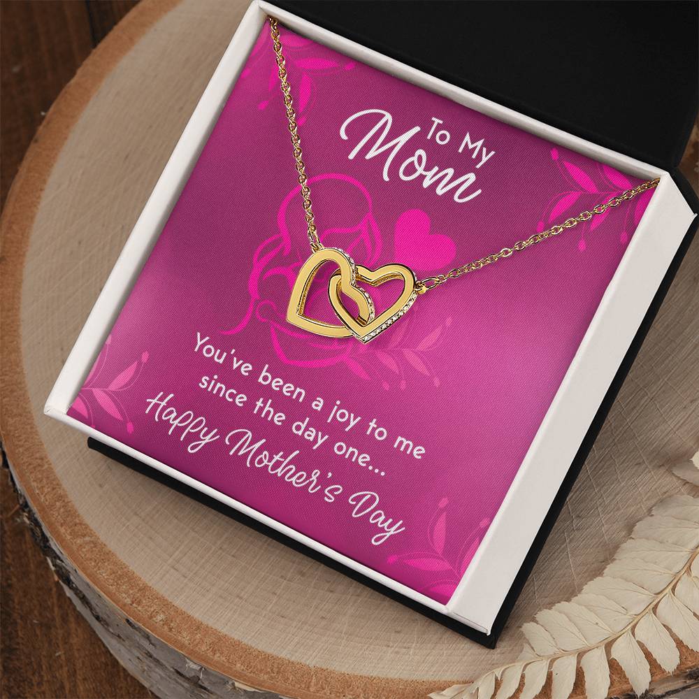 To My Mom Interlocking Hearts Necklace