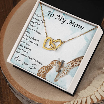 To My Mom Interlocking Hearts Necklace Message Card