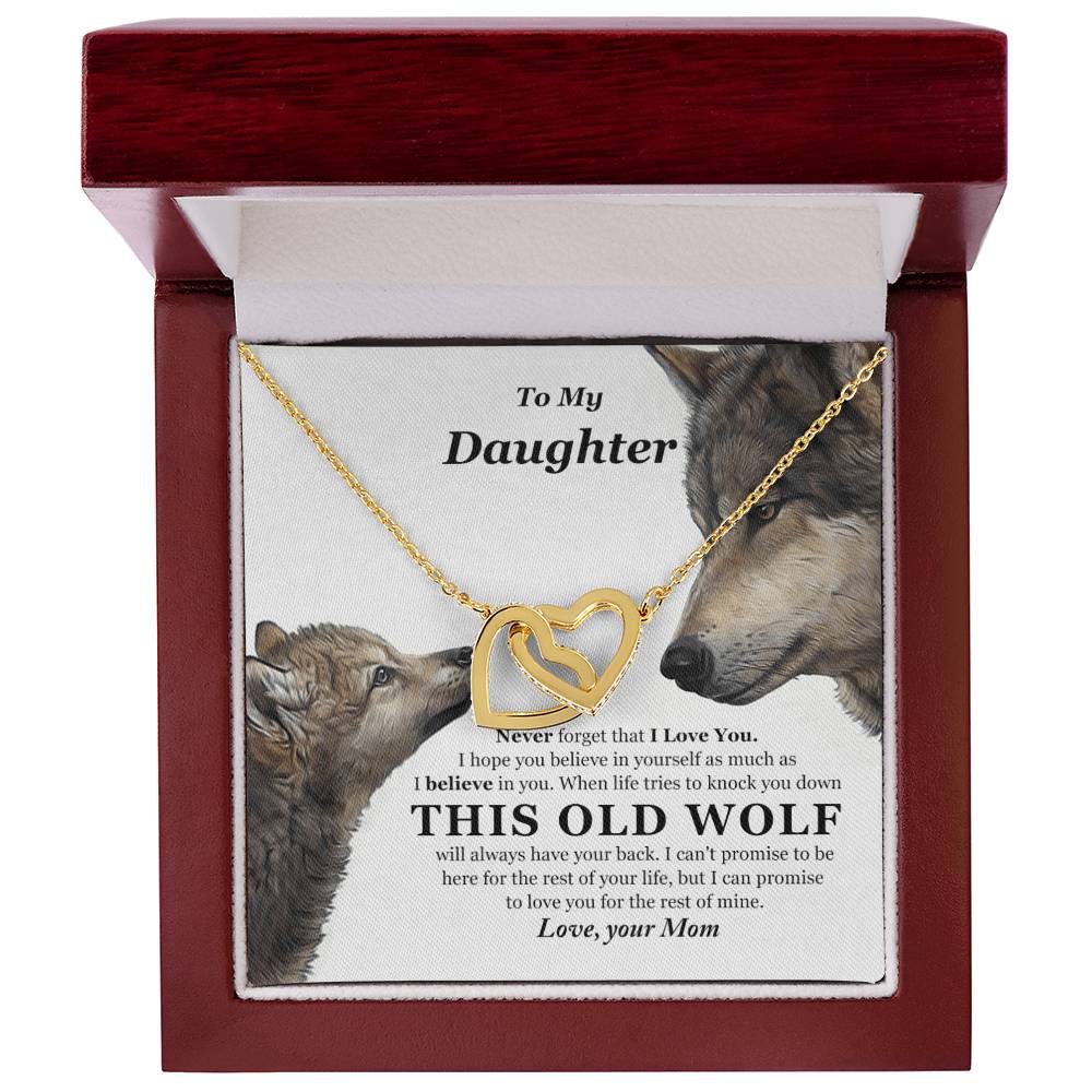 To My Daughter - This Old Wolf Will Always Have Your Back - Mom Interlocking Hearts Necklace