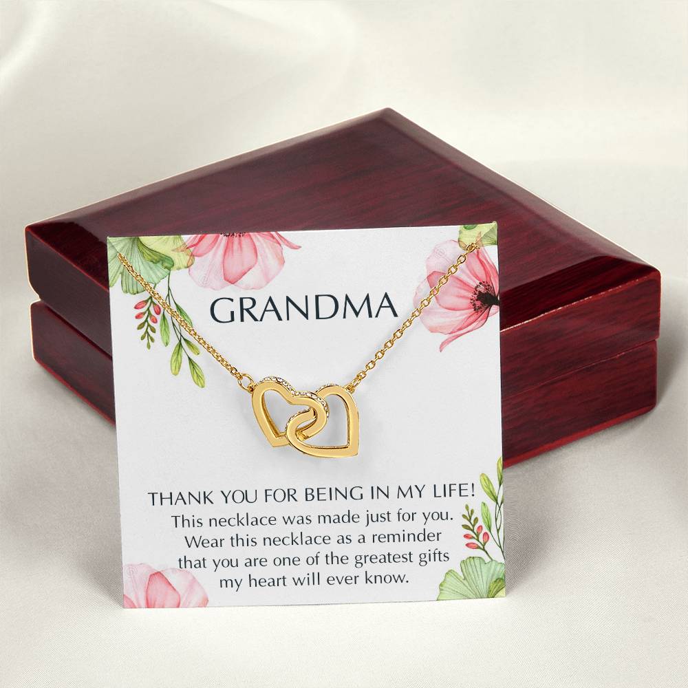 Grandma Interlocking Hearts Necklace Message Card