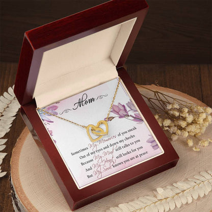 To My Mom Interlocking Hearts Necklace Message Card