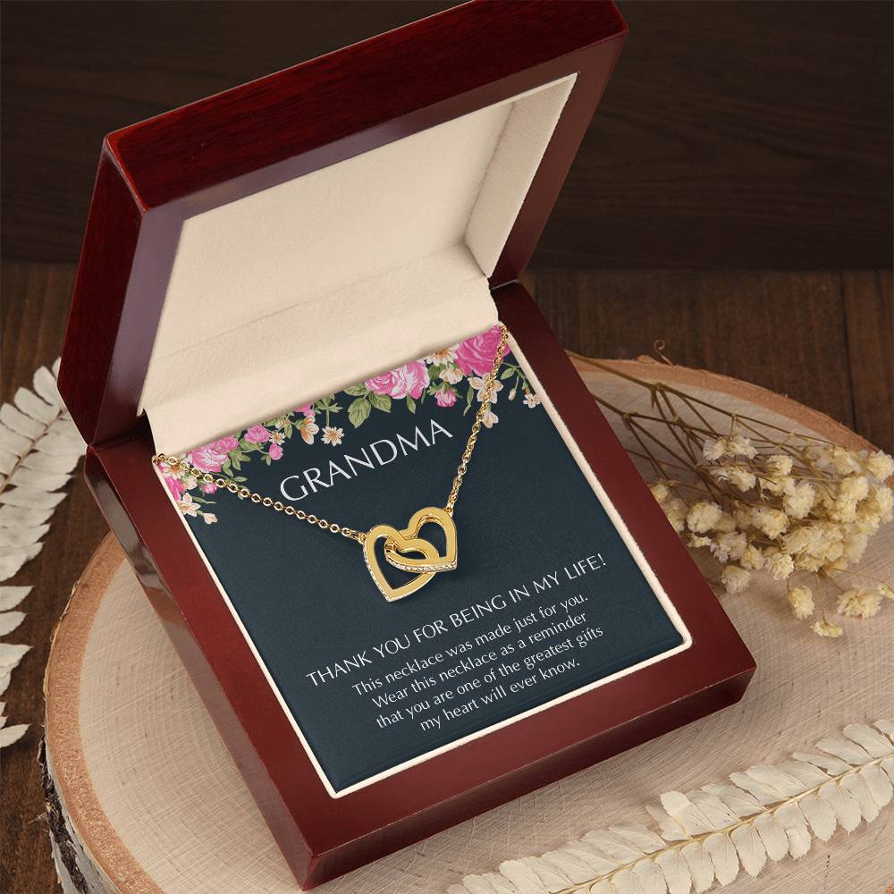 Grandma Interlocking Hearts Necklace Message Card