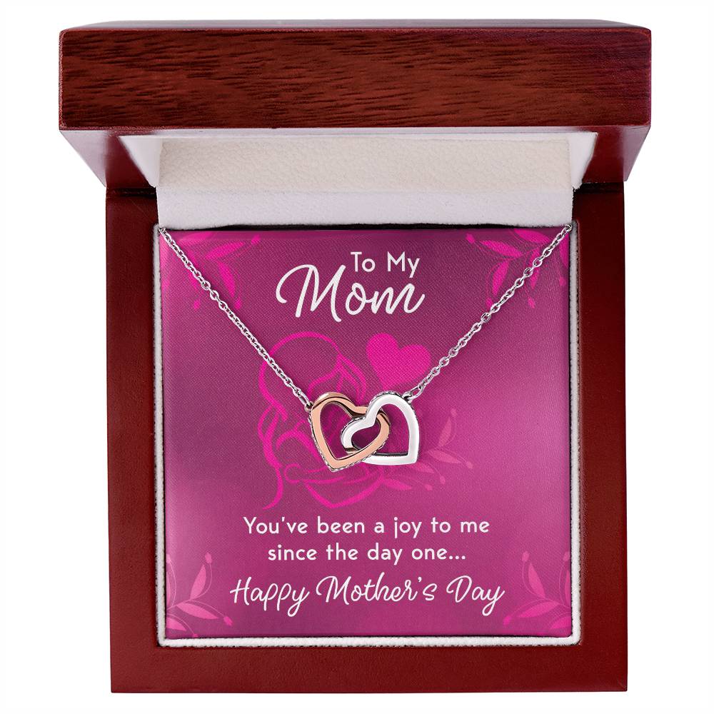 To My Mom Interlocking Hearts Necklace