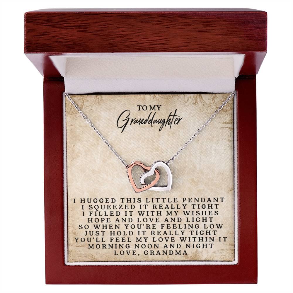Give Her The Gift She Will Always Remember?? Interlocking Hearts Necklace