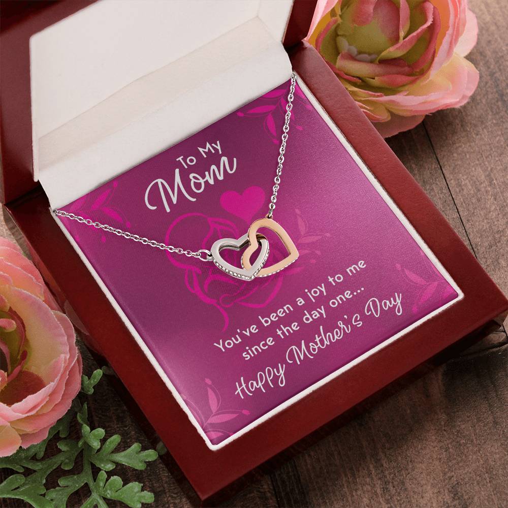 To My Mom Interlocking Hearts Necklace