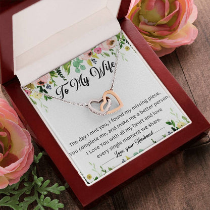 To My Wife Interlocking Hearts Necklace Message Card