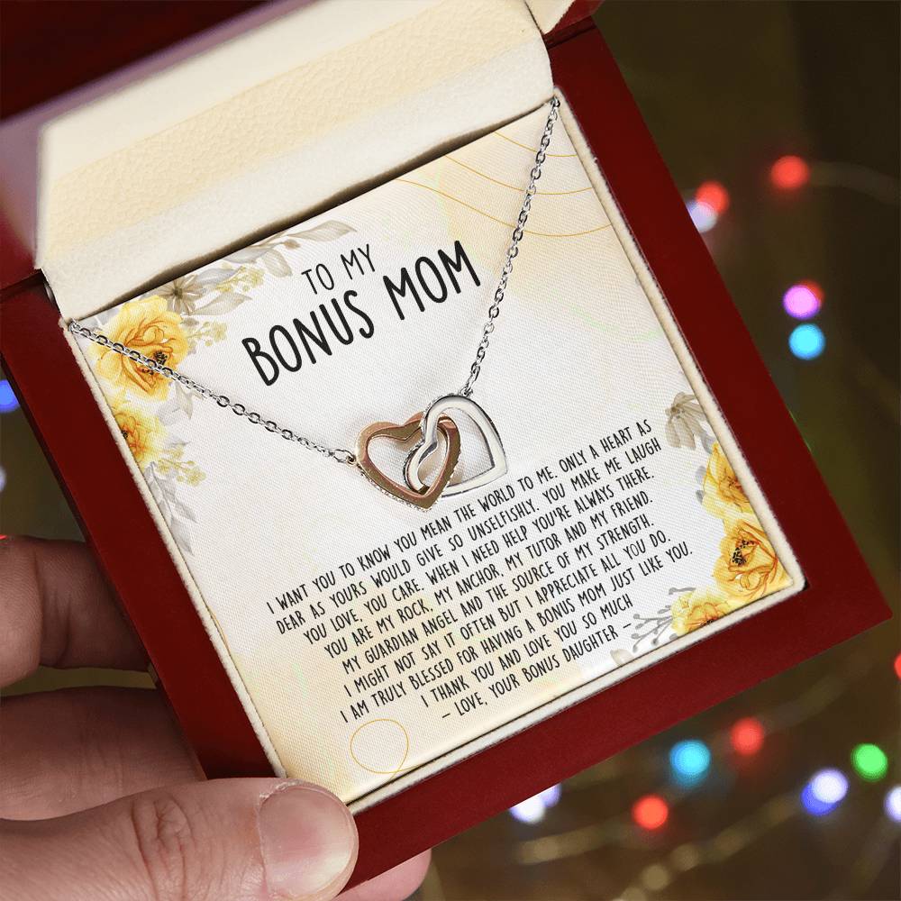 Premium To My Bonus Mom - Only A Heart As Dear As Yours Would Give So Unselfishly Interlocking Hearts Necklace