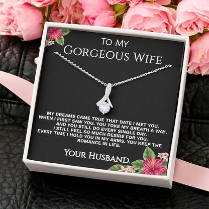 Romance Necklace. 2 Alluring Beauty Necklace
