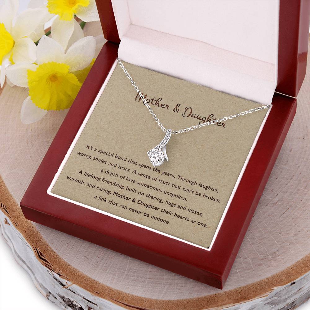 Mother & Daughter Their Hearts As One - Necklace Gift For Daughter From Mom Anniversary Lovingly Mom Grown Up Daughter Alluring Beauty Necklace
