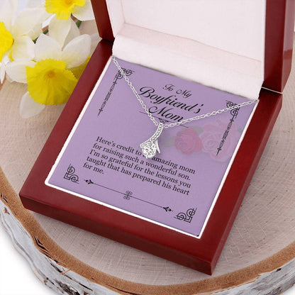 To My Boyfriend's Mom 1 Alluring Beauty Necklace