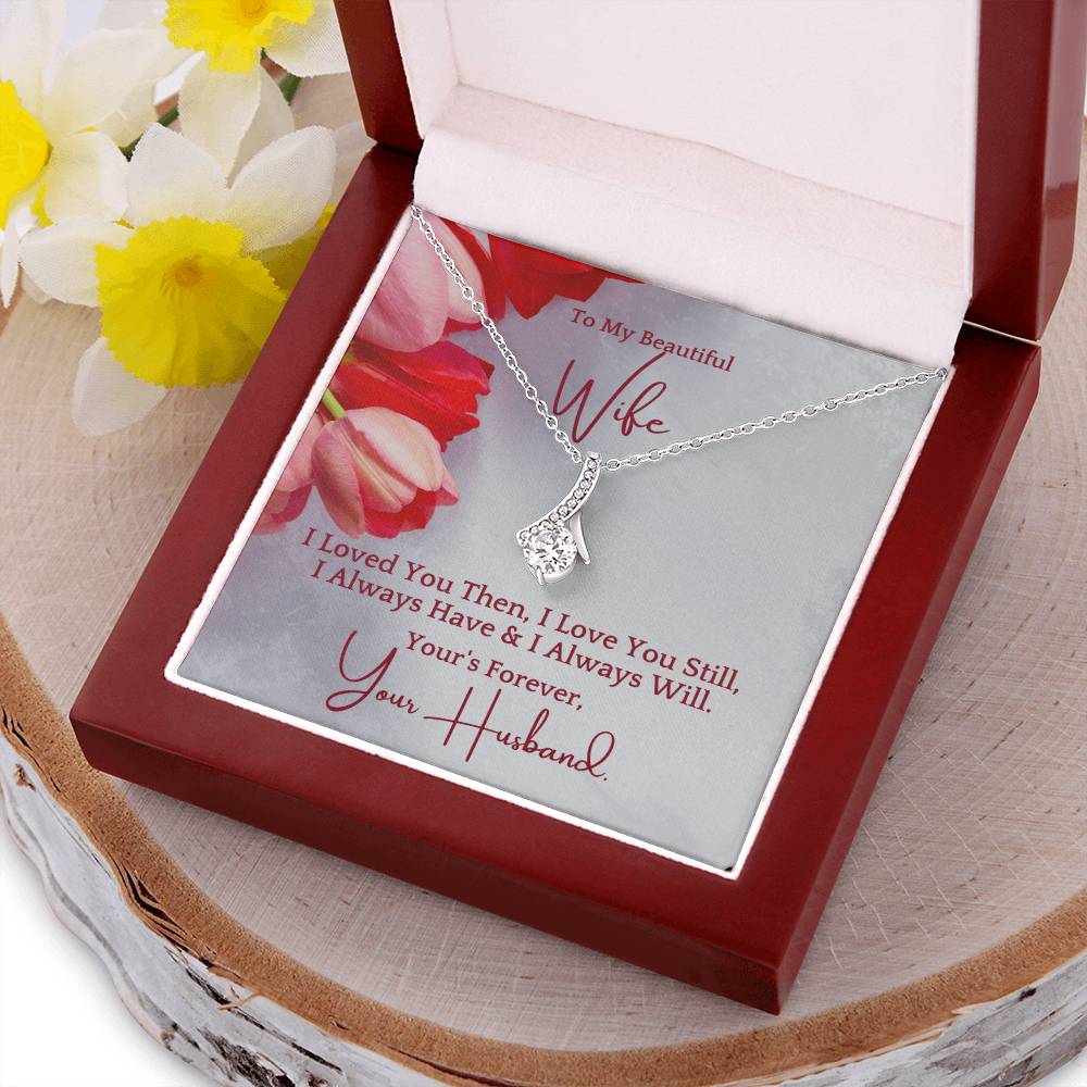 The Perfect Gift For Your Wife. Alluring Beauty Necklace