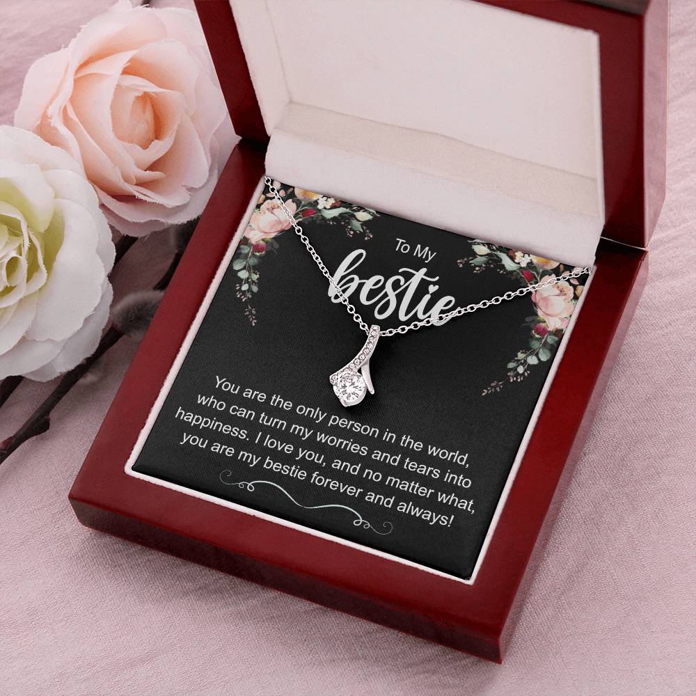 Bestie Alluring Beauty Necklace