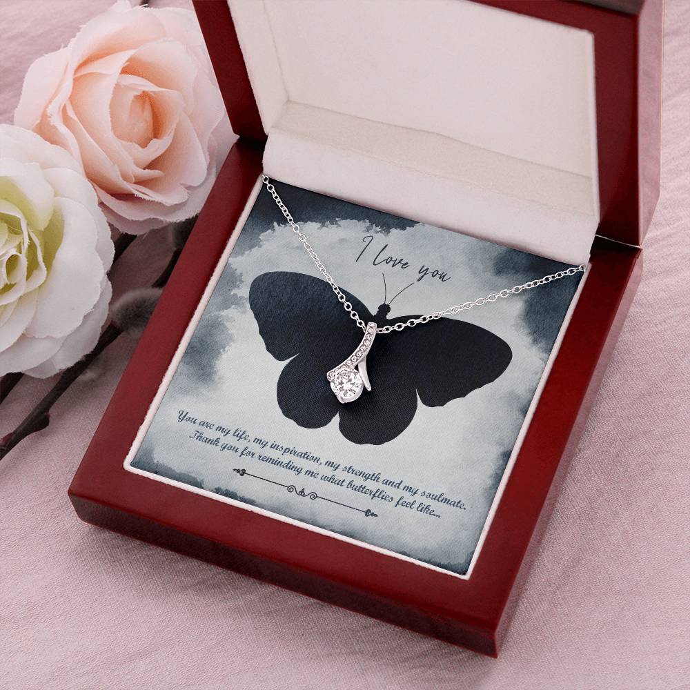 Alluring Pendant Butterfly Alluring Beauty Necklace