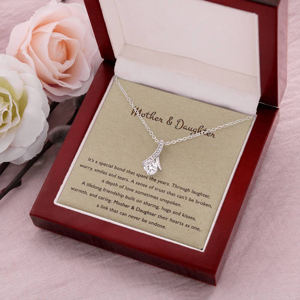 Mother & Daughter Their Hearts As One - Necklace Gift For Daughter From Mom Anniversary Lovingly Mom Grown Up Daughter Alluring Beauty Necklace