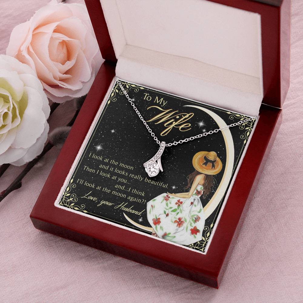 To My Beautiful Wife Alluring Beauty Necklace Mother's Day Message Card Alluring Beauty Necklace